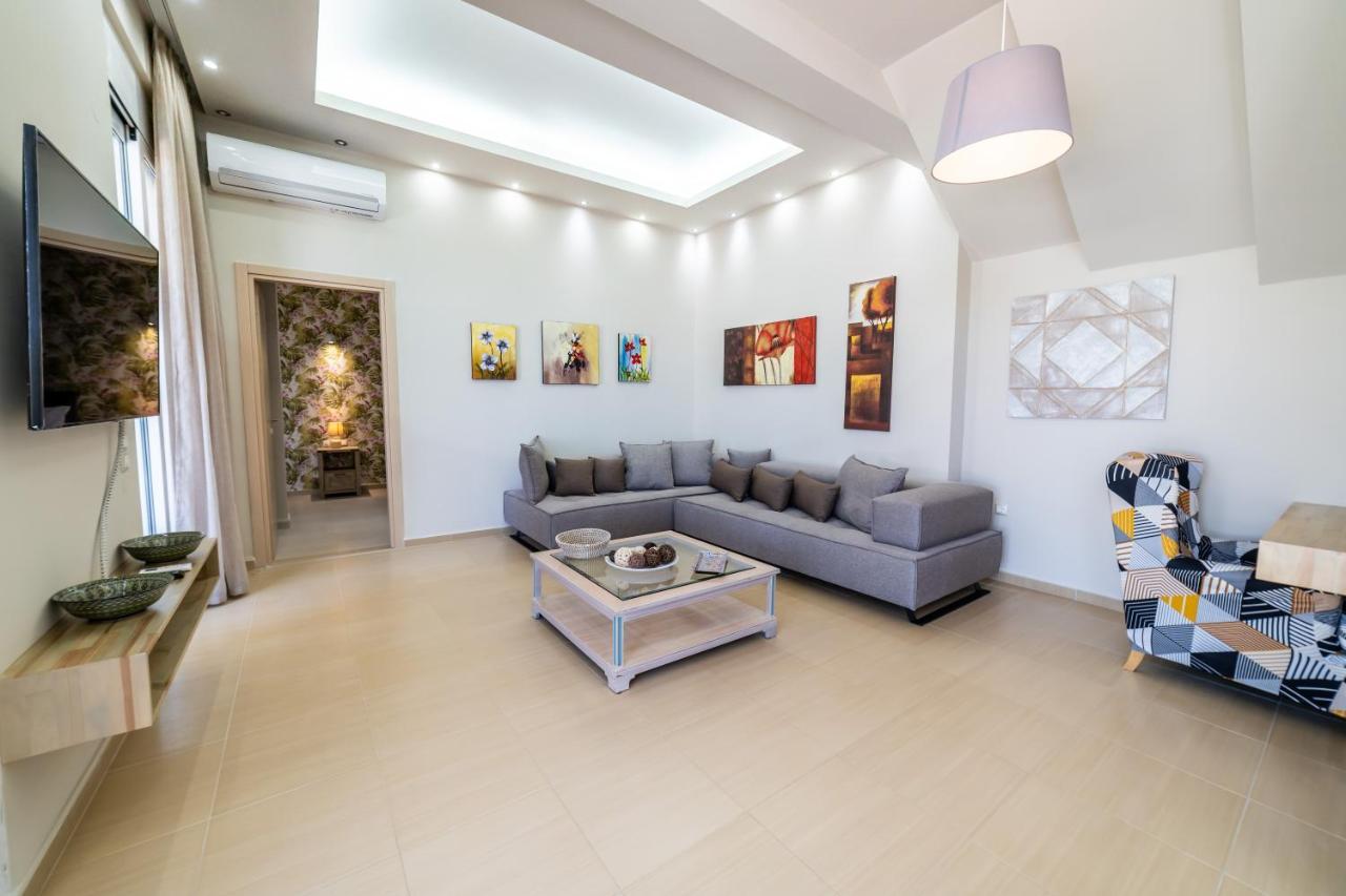 Thomas House Hersonissos - Private Pool - Sleeps 6 Bagian luar foto